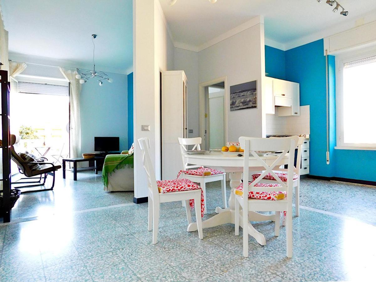 Vacanze In Villa, 莱万托 外观 照片