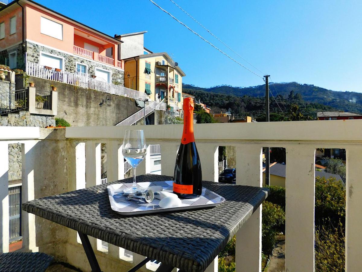 Vacanze In Villa, 莱万托 外观 照片