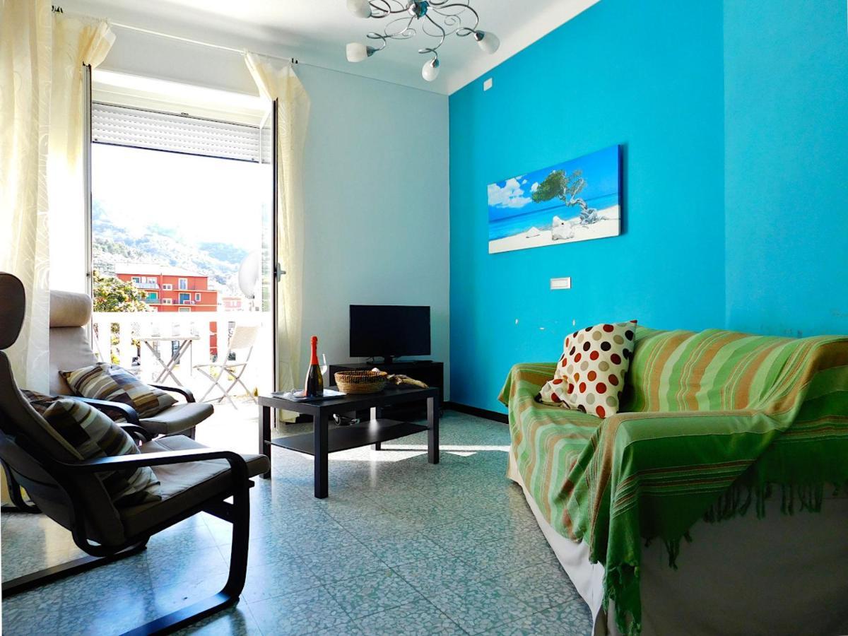 Vacanze In Villa, 莱万托 外观 照片